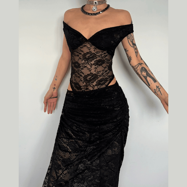 Off shoulder lace ruched maxi skirt set