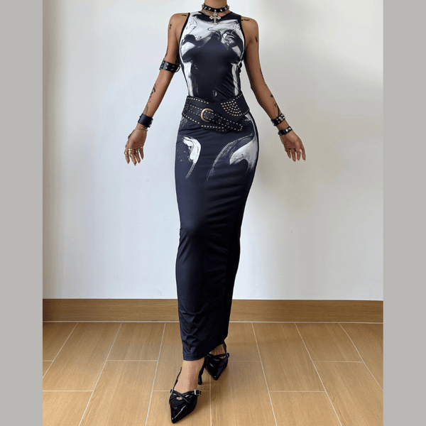 Vestido largo sin mangas en contraste con estampado corporal y cuello redondo 