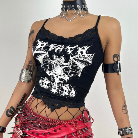 V neck abstract bat print lace hem cami top