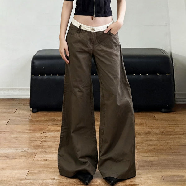 Pocket button low rise pant