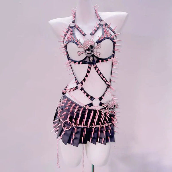 Hollow out rivet applique o ring pleated mini skirt set