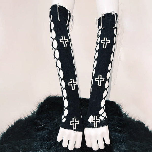 Hollow out cross pattern gloves