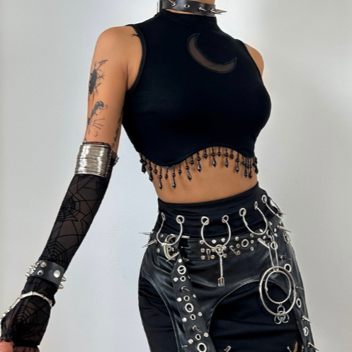 Top corto sin mangas con cuello alto y estampado de lunas 