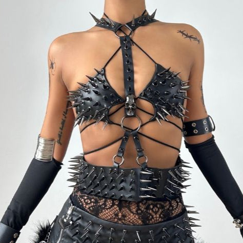 Self tie skull applique rivet hollow out top