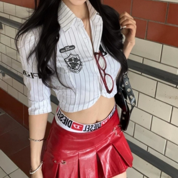 Striped print turnover collar PU leather pleated mini skirt set