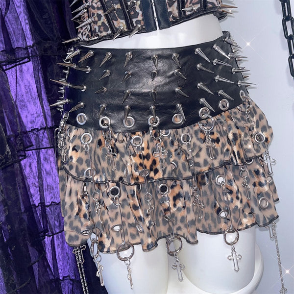 Metal chain lace up chiffon rivet applique mini skirt